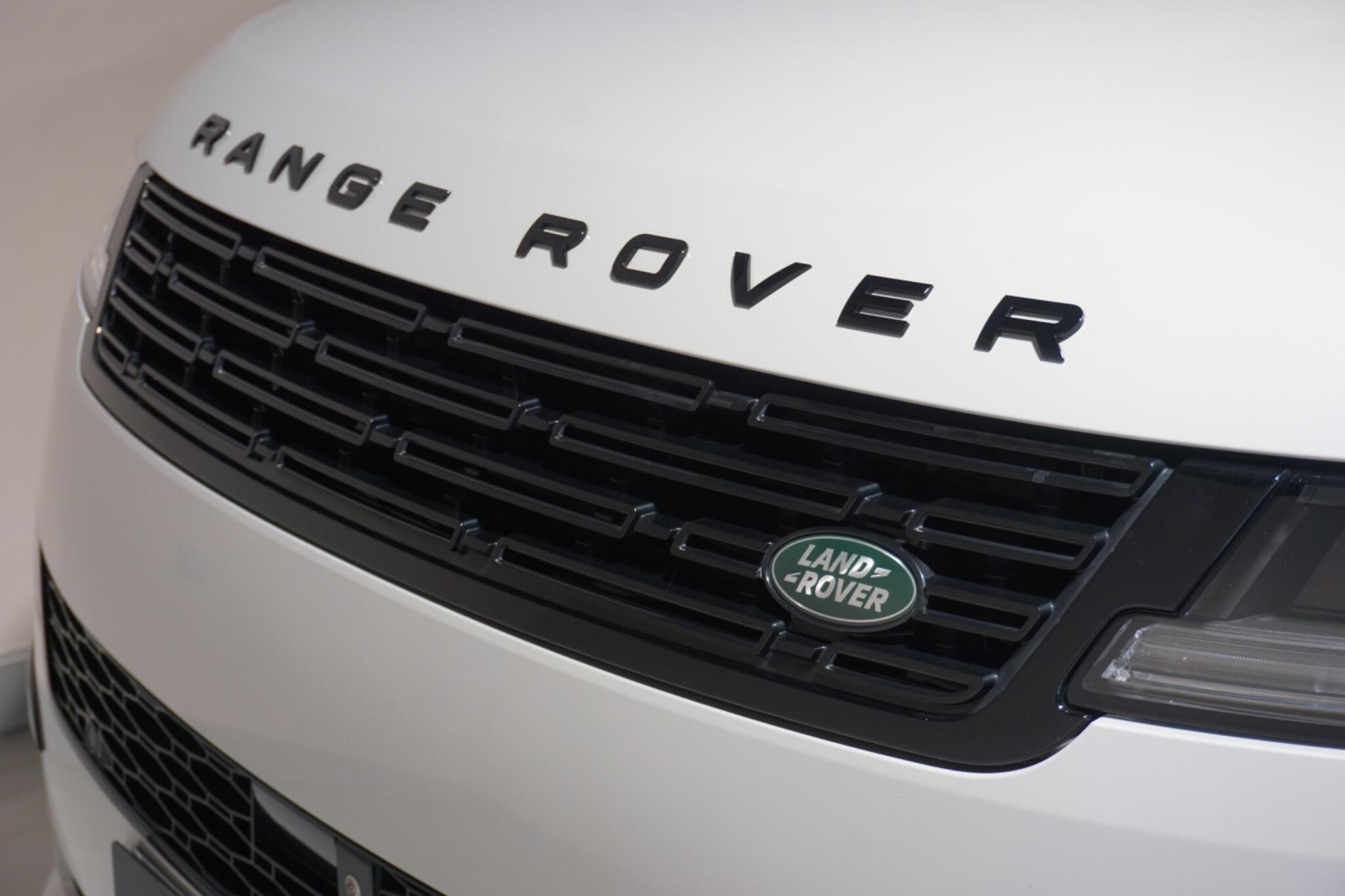 Land Rover Range Rover Sport 3.0 D300 MHEV Dynamic SE SUV 5dr Diesel Auto 4WD Euro 6 (s/s) (300 ps)